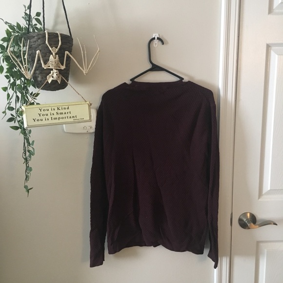 Maroon Sweater - Picture 2 of 3